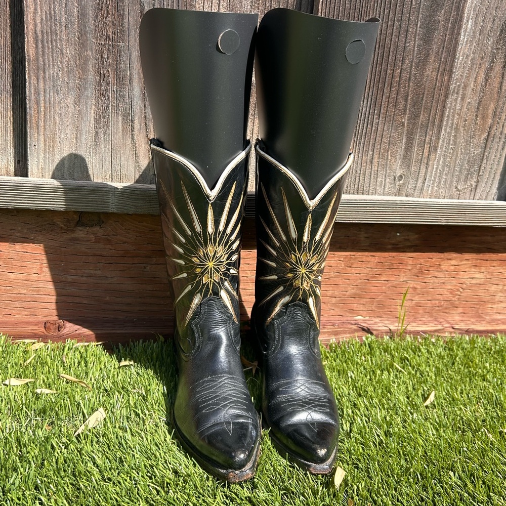 ACME Black and Gold Cowboy Boots - Picture 5 of 7
